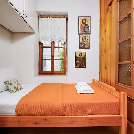 Rustic 2 Min Walk To The Heart Of Limenaria (Thasos)